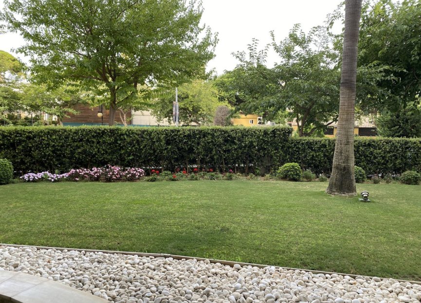 Resale - Apartment - Middle Floor Apartment - Marbella - Marbella Centro