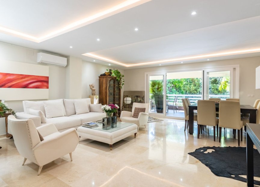 Resale - Apartment - Middle Floor Apartment - Marbella - Marbella Centro