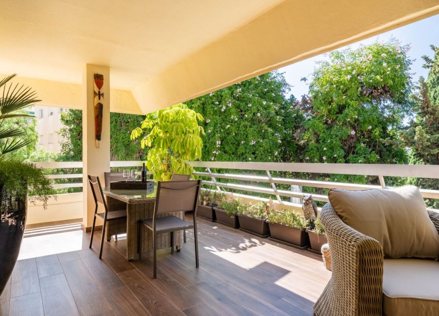 Resale - Apartment - Middle Floor Apartment - Marbella - Marbella Centro