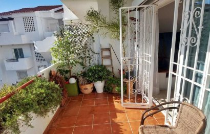 Resale - Apartment - Middle Floor Apartment - Estepona - Bel Air