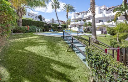 Resale - Apartment - Middle Floor Apartment - Estepona - Bel Air