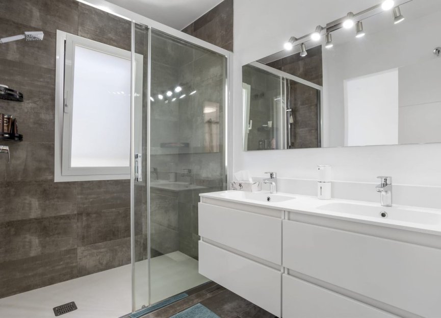 Resale - House - Townhouse - Estepona - Estepona Centro