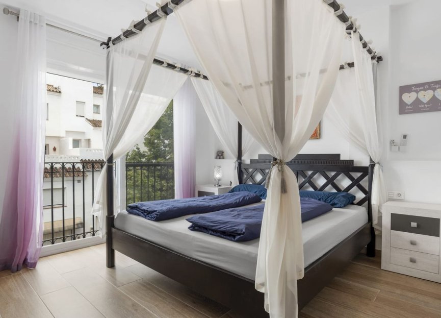 Resale - House - Townhouse - Estepona - Estepona Centro