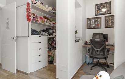 Resale - House - Townhouse - Estepona - Estepona Centro