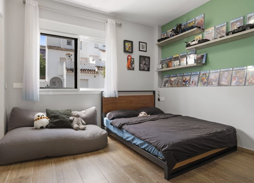 Resale - House - Townhouse - Estepona - Estepona Centro