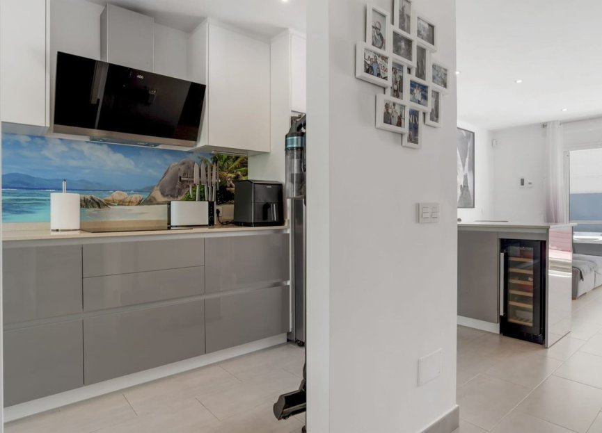 Resale - House - Townhouse - Estepona - Estepona Centro