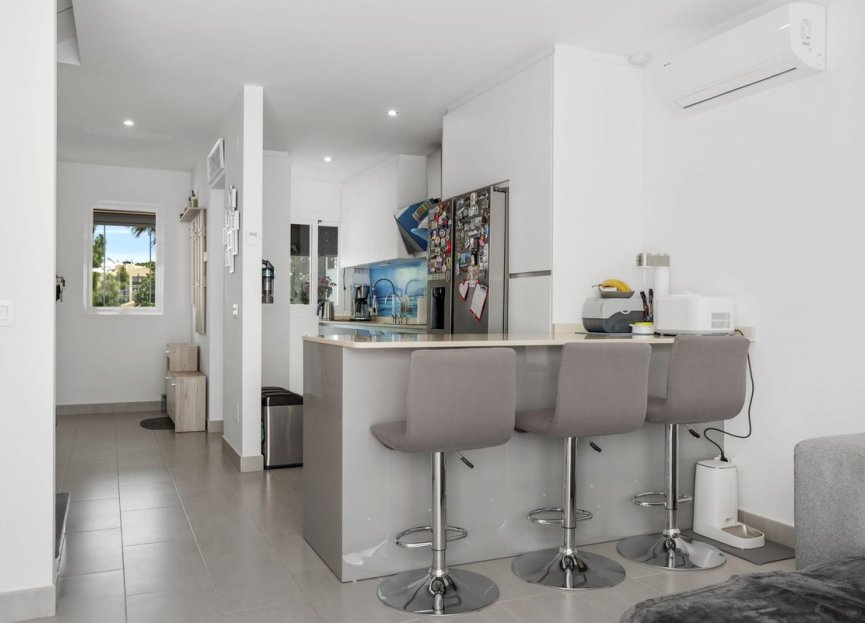 Resale - House - Townhouse - Estepona - Estepona Centro