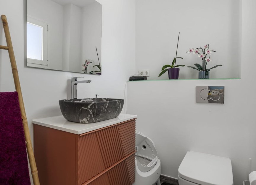 Resale - House - Townhouse - Estepona - Estepona Centro