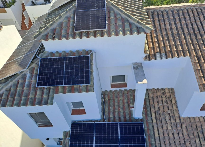 Resale - House - Townhouse - Estepona - Estepona Centro