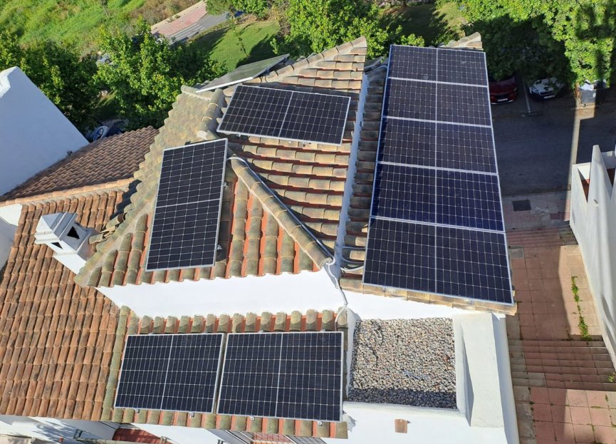 Resale - House - Townhouse - Estepona - Estepona Centro