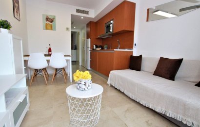 Resale - Apartment - Middle Floor Apartment - Benalmádena - Torrequebrada