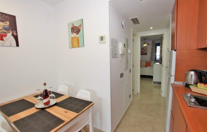 Resale - Apartment - Middle Floor Apartment - Benalmádena - Torrequebrada
