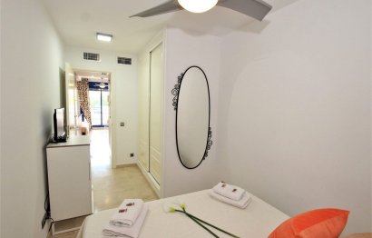 Resale - Apartment - Middle Floor Apartment - Benalmádena - Torrequebrada