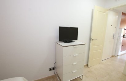 Resale - Apartment - Middle Floor Apartment - Benalmádena - Torrequebrada