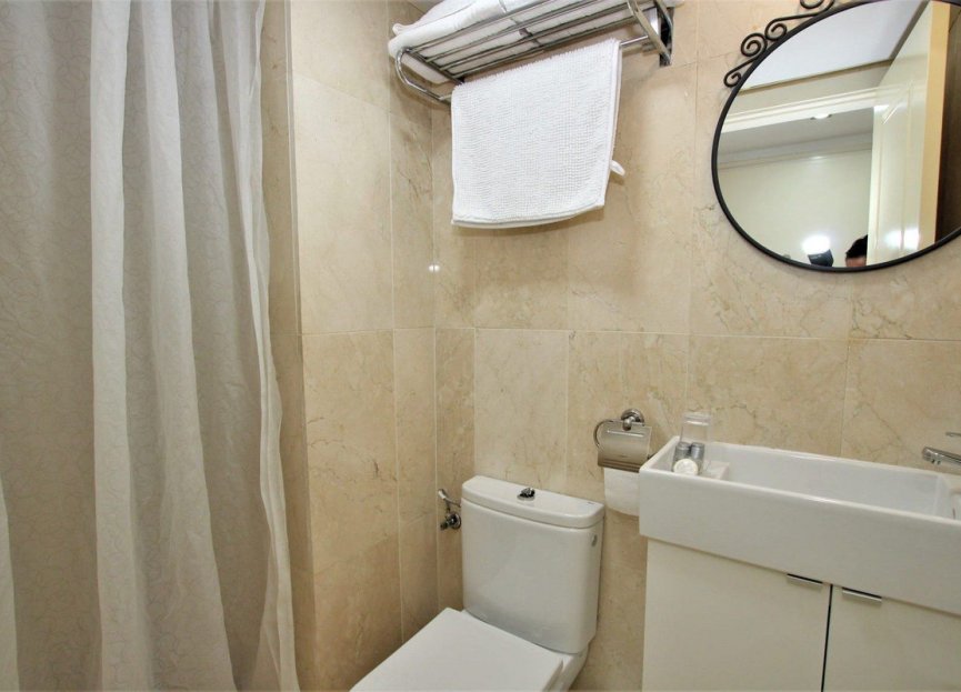 Resale - Apartment - Middle Floor Apartment - Benalmádena - Torrequebrada