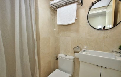 Resale - Apartment - Middle Floor Apartment - Benalmádena - Torrequebrada