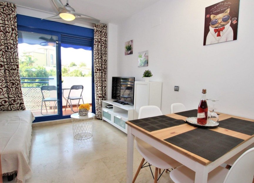 Resale - Apartment - Middle Floor Apartment - Benalmádena - Torrequebrada