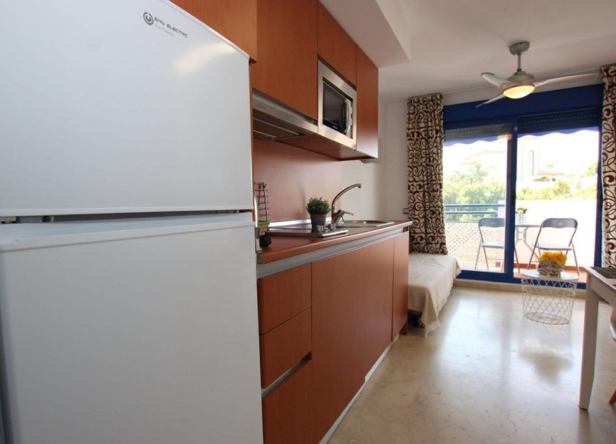Resale - Apartment - Middle Floor Apartment - Benalmádena - Torrequebrada