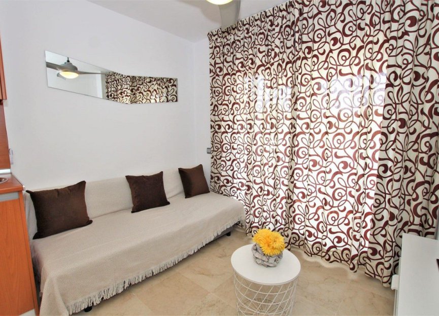Resale - Apartment - Middle Floor Apartment - Benalmádena - Torrequebrada