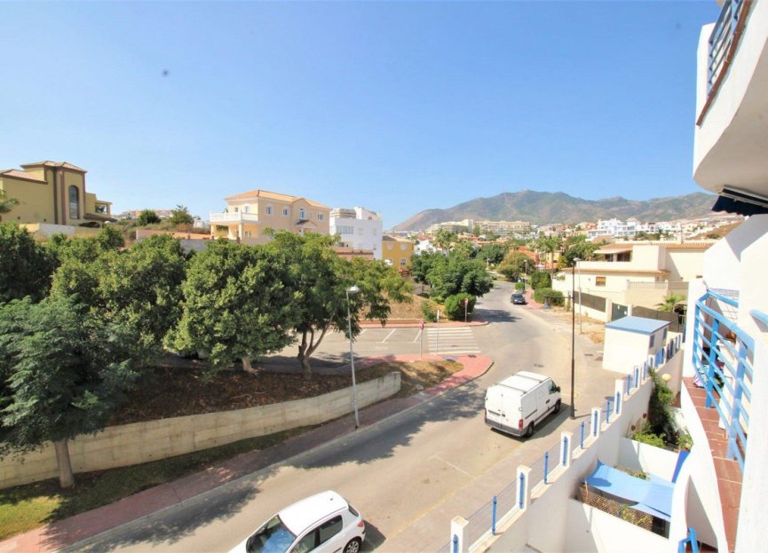 Resale - Apartment - Middle Floor Apartment - Benalmádena - Torrequebrada