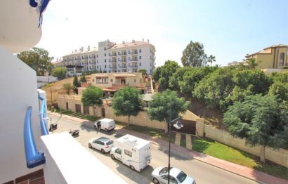 Resale - Apartment - Middle Floor Apartment - Benalmádena - Torrequebrada