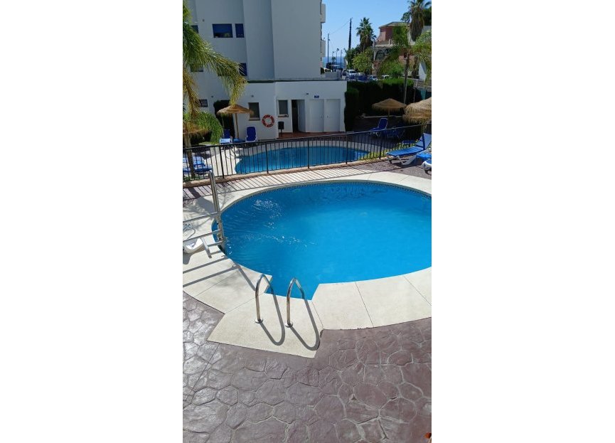 Resale - Apartment - Middle Floor Apartment - Benalmádena - Torrequebrada