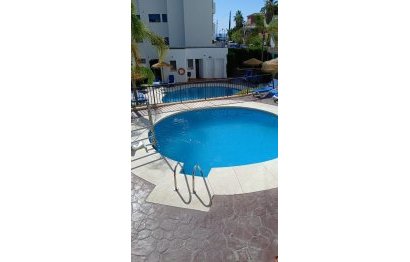 Resale - Apartment - Middle Floor Apartment - Benalmádena - Torrequebrada