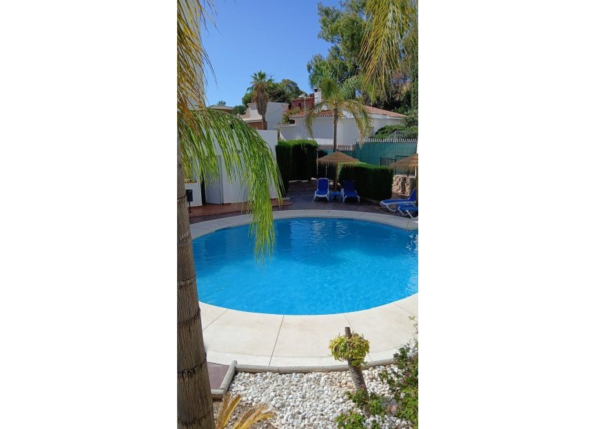 Resale - Apartment - Middle Floor Apartment - Benalmádena - Torrequebrada