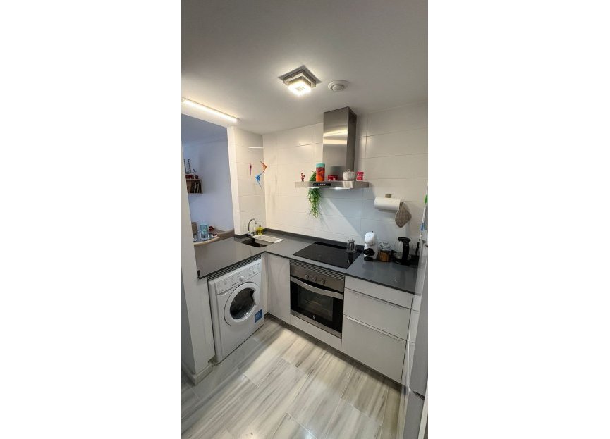 Reventa - Ground floor apartment - Fuengirola - Los Boliches