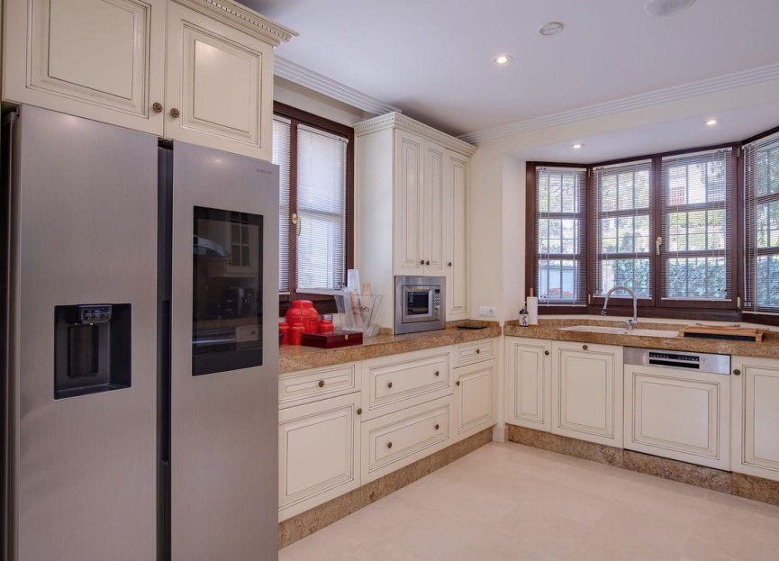 Reventa - House - Detached Villa - Benahavís - Los Arqueros