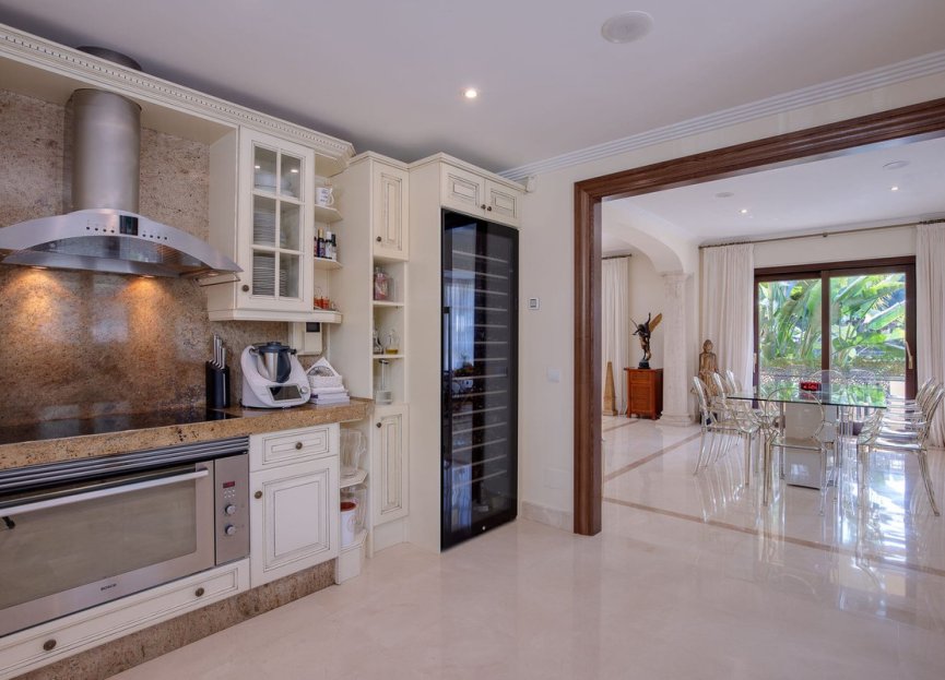 Reventa - House - Detached Villa - Benahavís - Los Arqueros