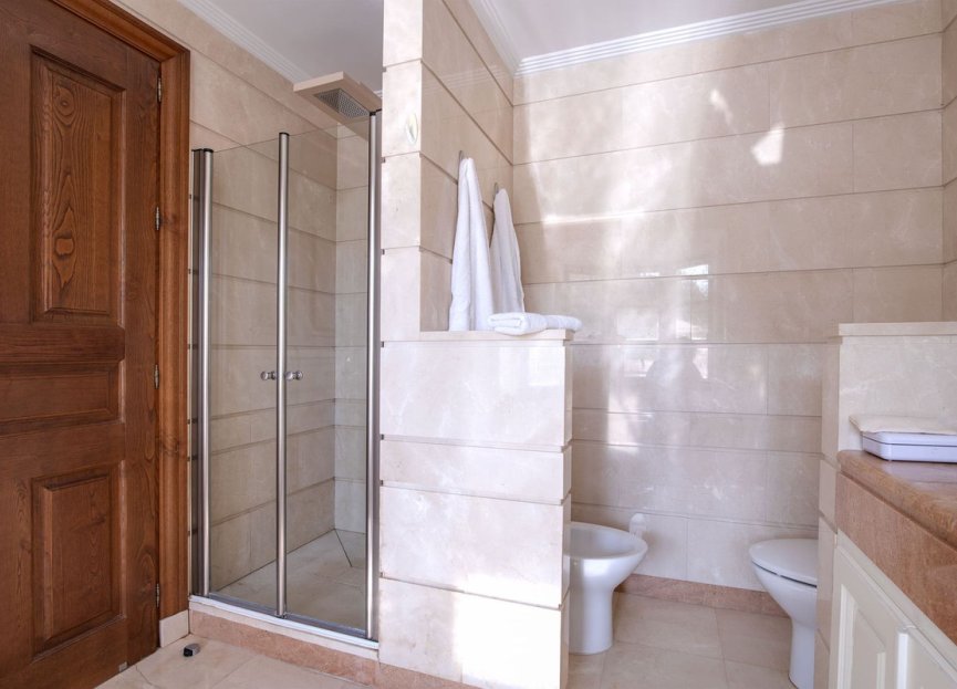 Reventa - House - Detached Villa - Benahavís - Los Arqueros