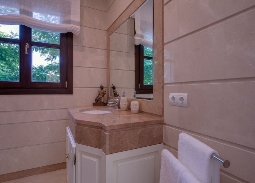 Reventa - House - Detached Villa - Benahavís - Los Arqueros