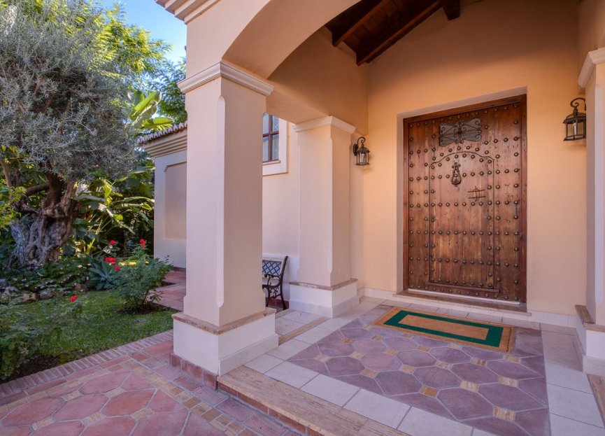 Reventa - House - Detached Villa - Benahavís - Los Arqueros