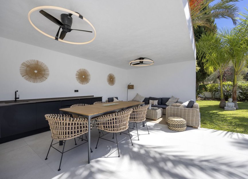 Reventa - House - Detached Villa - El Paraiso - El Paraíso