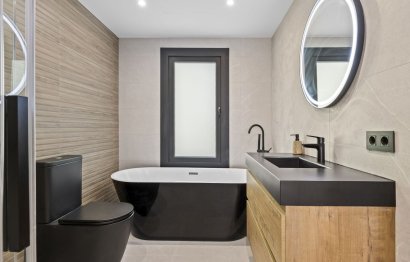 Reventa - House - Detached Villa - El Paraiso - El Paraíso