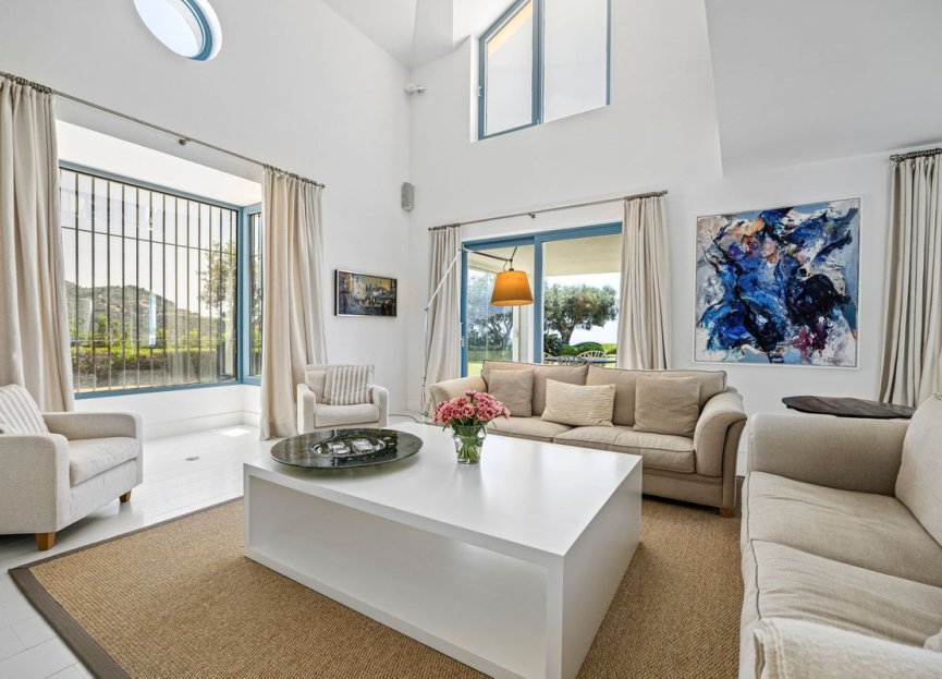 Resale - House - Detached Villa - Benahavís - Benahavís Centro