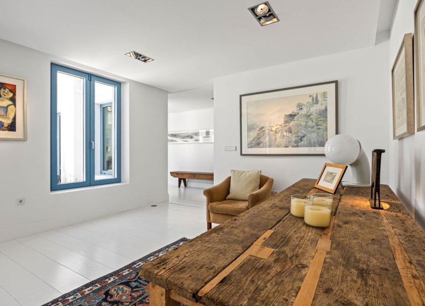 Resale - House - Detached Villa - Benahavís - Benahavís Centro