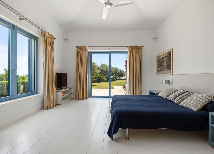 Resale - House - Detached Villa - Benahavís - Benahavís Centro