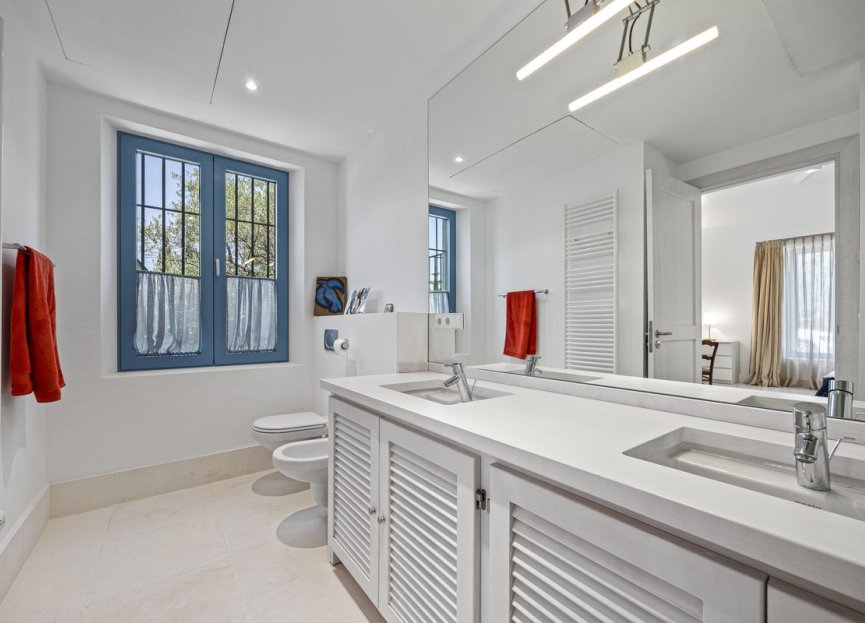 Resale - House - Detached Villa - Benahavís - Benahavís Centro