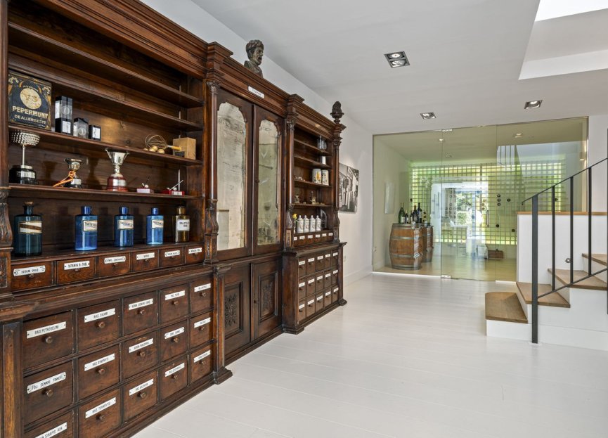 Resale - House - Detached Villa - Benahavís - Benahavís Centro