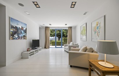 Resale - House - Detached Villa - Benahavís - Benahavís Centro