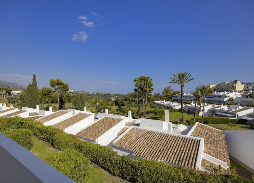 Resale - Apartment - Penthouse - Marbella - Nueva Andalucia