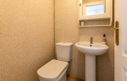 Resale - Apartment - Middle Floor Apartment - Fuengirola - Carvajal