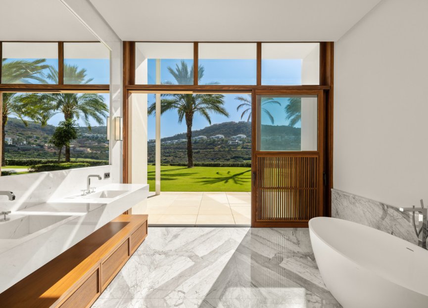 Reventa - House - Detached Villa - Casares - Casares Centro