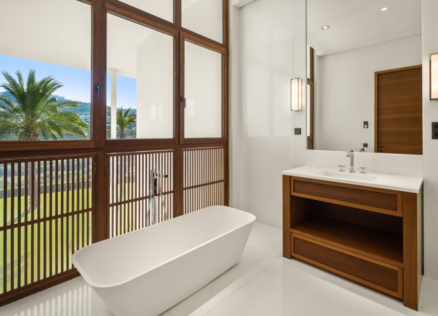 Reventa - House - Detached Villa - Casares - Casares Centro