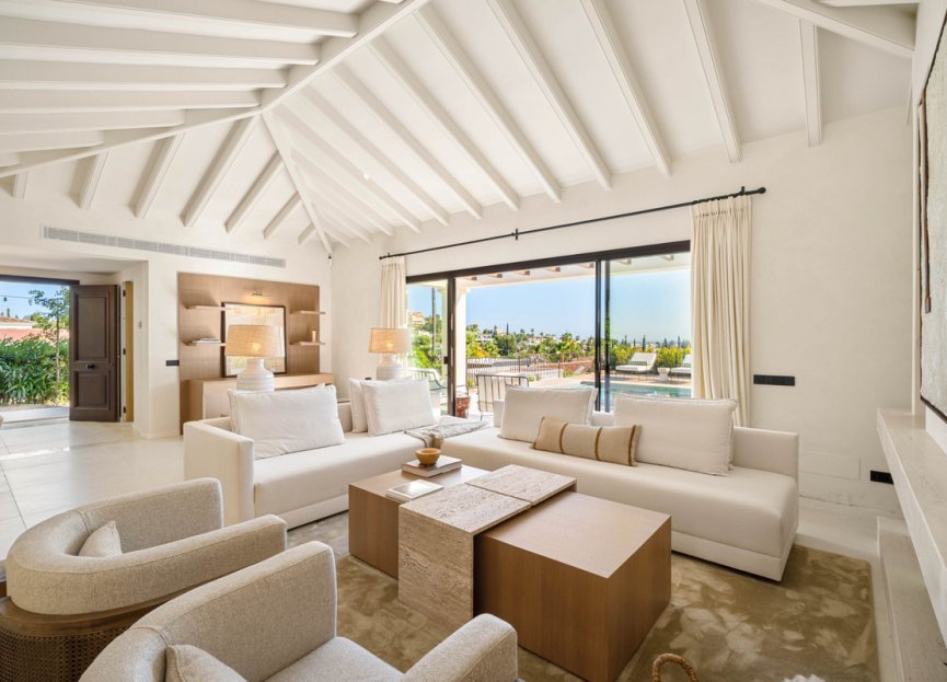 Resale - House - Detached Villa - Marbella - Nueva Andalucia