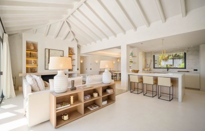 Resale - House - Detached Villa - Marbella - Nueva Andalucia