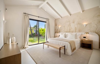 Resale - House - Detached Villa - Marbella - Nueva Andalucia