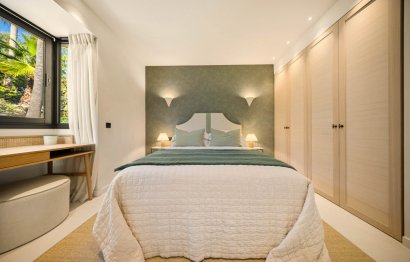 Resale - House - Detached Villa - Marbella - Nueva Andalucia